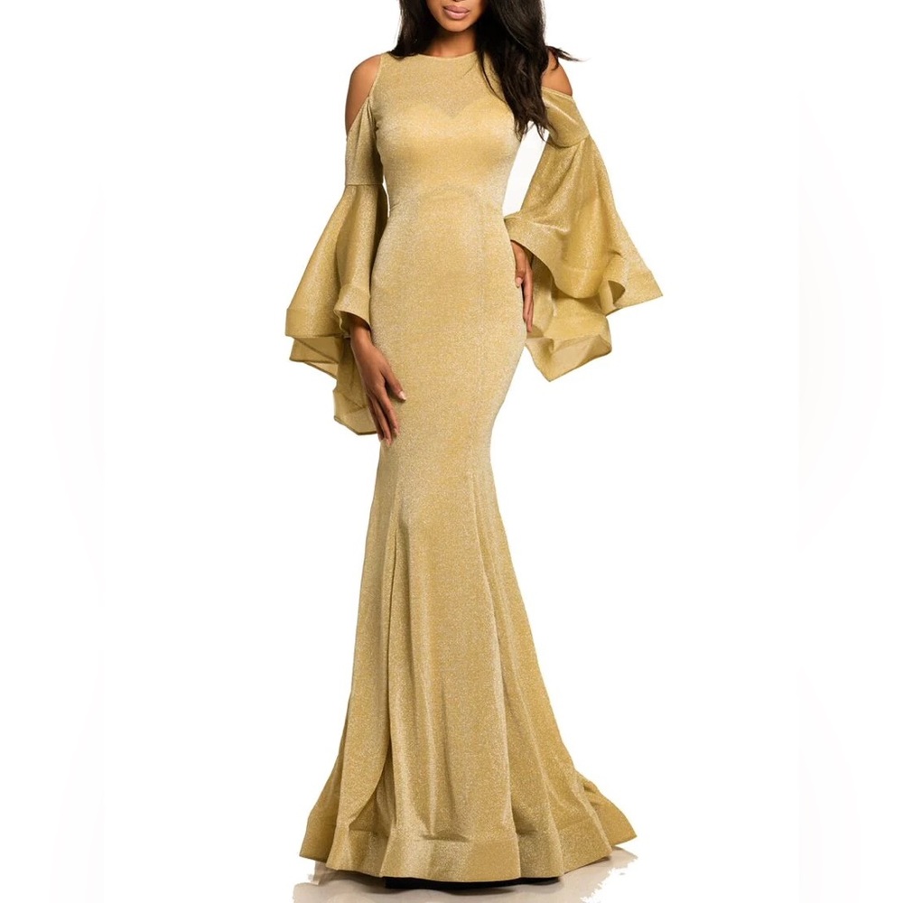 Johnathan Kayne, size 6, Gold
